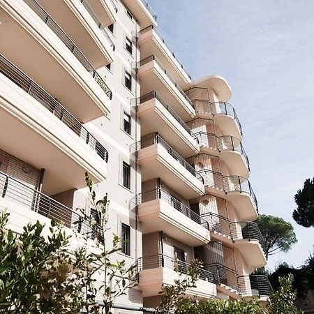 Trec Hotel&Apartments Pomezia Zewnętrze zdjęcie